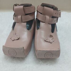 Charming Pink Kids Dress Shoes with Butterfly Accent